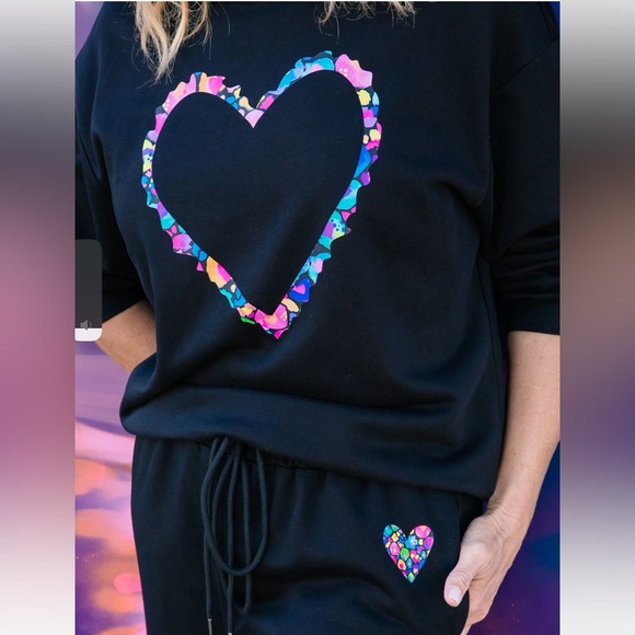 NWT Proud Poppy Adore Rainbow Heart Sweatshirt by Kasey Rainbow AU 28 US 24 - Picture 3 of 10